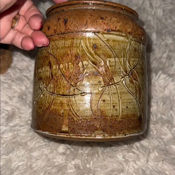Rustic Signed Artisan Pottery Jar with Cork Lid - Picture 8 of 14
